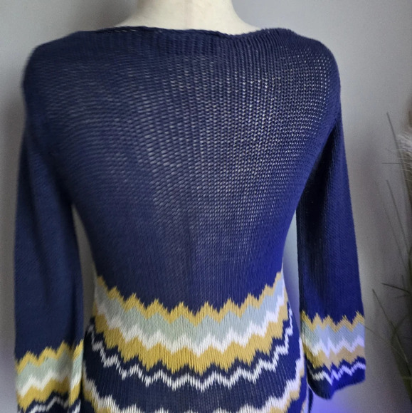 Wooden Ships, Navy Blue Yellow Chevron Stripe Scoop Neck Sweater, Size Medium - Picture 6 of 9